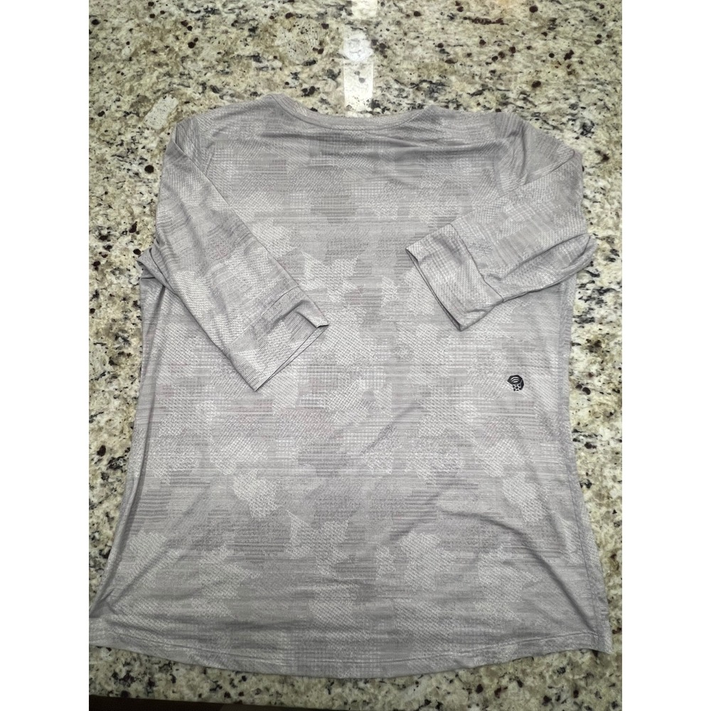 Mountain Hardwear Womens Grey Camo Print 3/4 Sleeve Performance Hiking Top XL - Picture 2 of 10